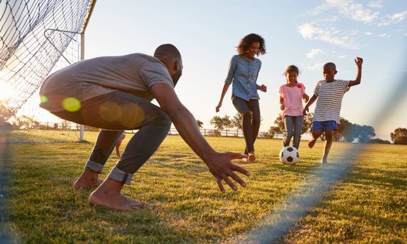 Malbatên pêşwaziyê ji bo penaberên biçûk ên bêkes tên xwestin!